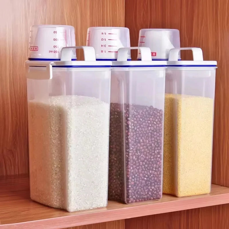 1PC sealed storage container 2.5L portable food storage box with lid suitable for storing grains, flour, rice in the kitchen